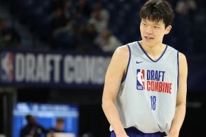 ESPN选秀大会前最后一次实力榜更新：杨瀚森位列第35位图片